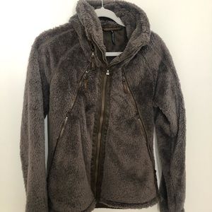 KUHL - Born In The Mountains Jacket- Size M (4/6)